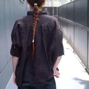 リネンのギャザーブラウス