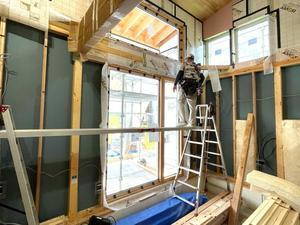 "引続き断熱・気密作業中" - (八戸市) タチバナ ブログ