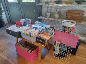 落ちるナイフ多すぎ問題(-_-;)&一棚古本市♪ - かたちゃんのサディスティック投資生活