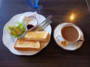 牛牛（もーもー）喫茶 - のびのび日和