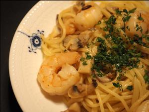 海老とあさりのパスタ - 人形町からごちそうさま