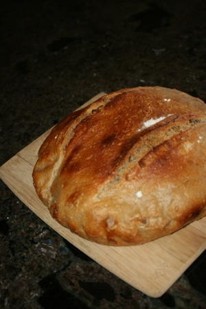 夜中すぎのハンバーガーヘルパーとサワードウパン - はれ、のちくもり