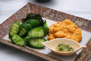 「うに」を食べてしまったよ！　11月27日は「いいツナの日｣らしい！ - 登志子のキッチン