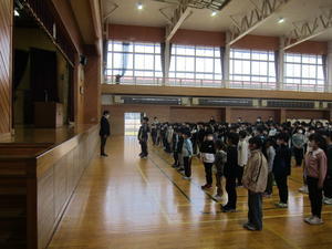 全校集会（表彰）〔12月1日（月）〕 - 豊小日記