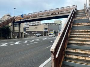 老朽化の歩道橋に上ってみる - 仙台・幸町から写真日記