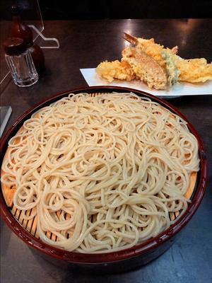 茅場町 長寿庵で天せいろ - 人形町からごちそうさま