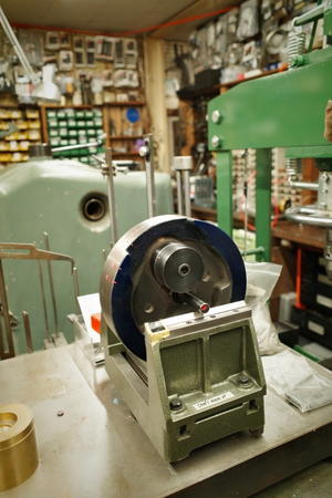 バランス取り完了　～火曜日の授業風景～ - Vintage motorcycle study