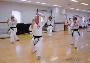 ９０歳になってもできる太極拳　　　　　　　　　　　　　　　　　　　　　　　　　　　 - 心はいつも青春！