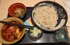 ゆで太郎へ - うまこの天袋