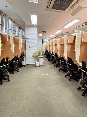 有料自習室  スタディーズ　枚方市駅前