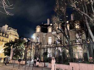 パティシエ＆ショコラティエのチャリティオークション @ アールキュリアル（パリ8区）Vente aux encheres des 25 patissiers/chocolatier (Paris) - パリのおいしい日々６  Paris Gourmand 6