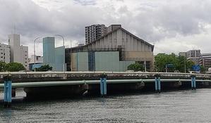 旧市民会館消ゆ　　大野英子 - 南の魚座 福岡短歌日乗