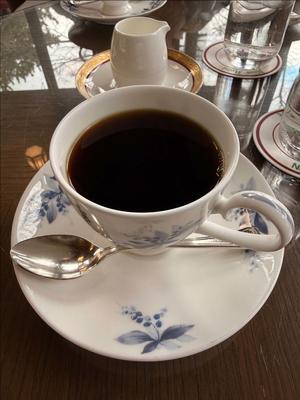 奈良ホテルのティーラウンジでコーヒー - 人形町からごちそうさま