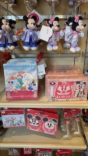 [誰が買うの？]パークウェイギフトの買い物とは - 東京ディズニーリポート