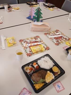 宝塚市議会議員　田中　こう