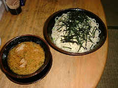 池袋ラーメン『梅もと』_a0002735_15145.jpg