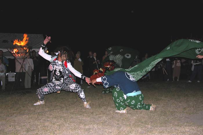 鬼太鼓が舞う：カンゾウ祭り_a0031821_723714.jpg