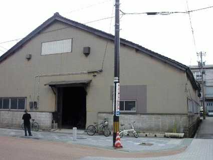 かなり久々の更新 芝居小屋保存運動_a0026530_217101.jpg