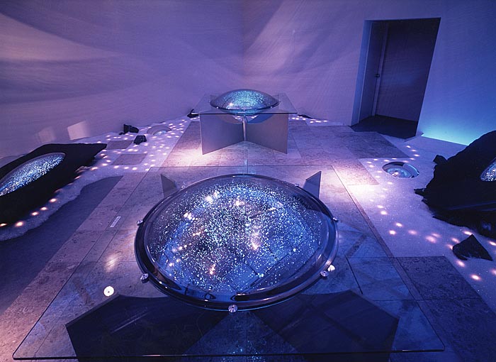 Space Egg展プラスマイナスギャラリー_a0031847_1729438.jpg