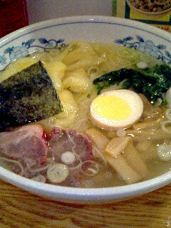 【懐かしの塩ラーメン】揚州商人（目黒区目黒）_a0023912_044274.jpg