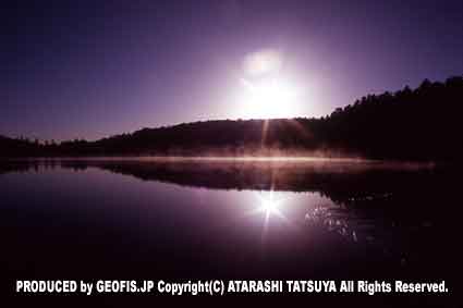 光る池（長野県八千穂高原・白駒池）_b0007284_2129661.jpg