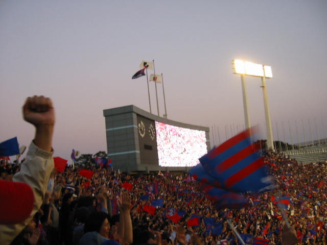 攻撃は最大の防御 FC東京Jリーグ初タイトル!_b0042308_21373165.jpg