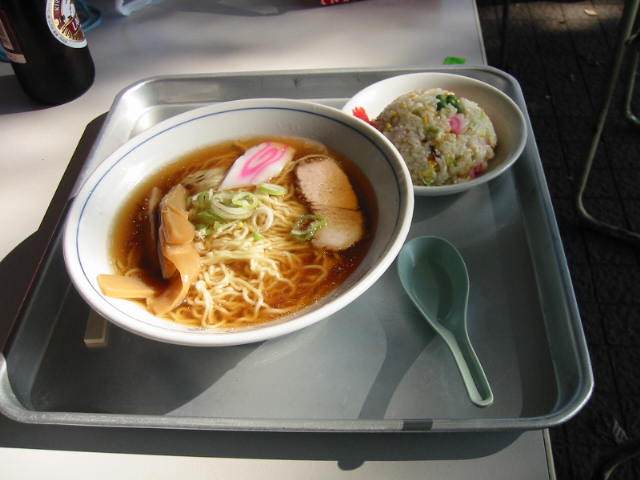 B級グルメパラダイス&サッカーJFL_b0042308_22273061.jpg