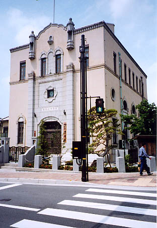芦屋仏教会館_b0063958_19411314.jpg