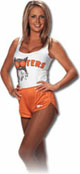 HOOTERSへようこそ_a0012356_20572912.jpg