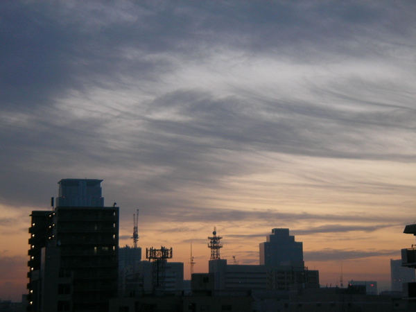 大阪の空_b0061411_23581962.jpg