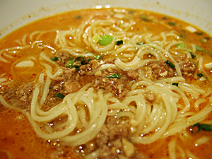 担々麺_b0045387_23591265.jpg