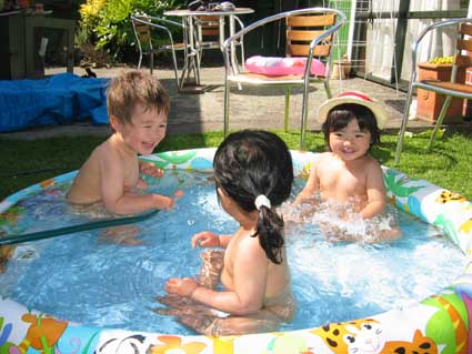 水遊び　子供　すっぽんぽん ぐうたら日記 - エキサイトブログ