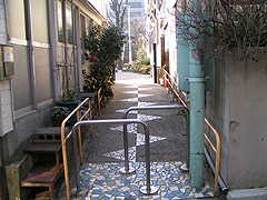 10年ぶりの象の滑り台2(神楽坂・あかぎ児童遊園)_a0028451_2275136.jpg