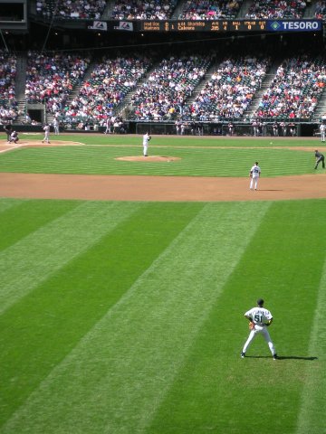 BOSTON vs SEATTLE　　　　　　　　　　　　Sep.12 @ SAFECO FIELD-①_b0061004_18535938.jpg