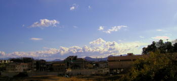 空を見るのが好き_b0016474_1381060.jpg