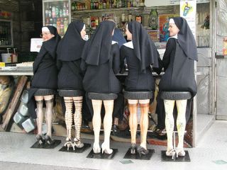 意味 ガーター ベルト