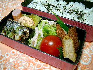 2月16日（水）　手抜き弁当＆夕べは大変！！水道から・・・。_c0032426_75323.jpg