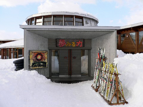 大地太陽幼稚園の作品展 その１ 美術と自然と教育と