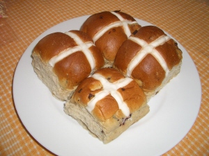 ホット・クロス・バンズ(Hot Cross Buns)_b0015002_13151632.jpg