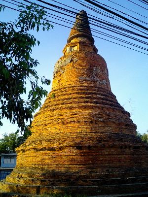 #035 ワット・プラ・シー・ラッタナマハータート(วัดพระศรีรัตนมหาธาตุ)_c0039685_19252084.jpg