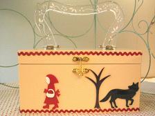 木製ハンドバッグ「赤ずきん」　エコロジオン