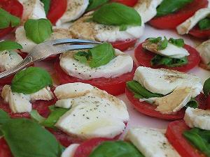 カプリ風サラダ （Insalata Caprese）_d0006400_2283165.jpg