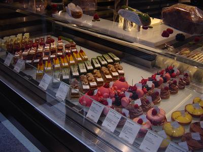 Ｐａｔｉｓｓｅｒｉｅ Ｓａｄａｈａｒｕ ＡＯＫＩ Ｐａｒｉｓ　有楽町_c0012436_828231.jpg