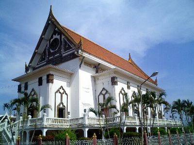 #049 ワット・パイローム(วัดไผ่ล้อม) ~チャンタブリー~_c0039685_22145030.jpg