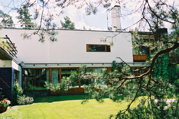 マイレア邸 Villa Mairea 1937〜39 A.Aalto / Noormarkku Finland  No.16/66_c0044801_11185724.jpg