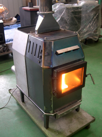 信州型ペレットストーブ 試作機 1 (家庭用ファンヒータータイプ)_b0014003_10412117.jpg