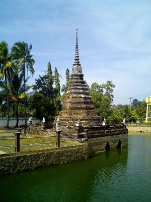 #050 ワット・プラップ(วัดพลับ) ~チャンタブリー~_c0039685_1656413.jpg