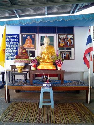 #052 ワット・プロム・マニー(วัดพราหมณี) ~ナコーンナーヨック~_c0039685_134518.jpg