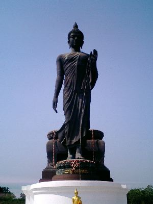 #054 プッタ・モントン(พุทธมณฑล) ~ナコーンパトム~_c0039685_19314884.jpg