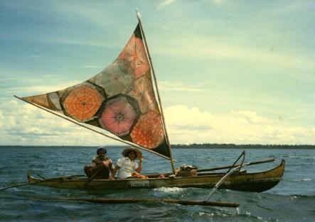 フィリピンの舟 (A boat in the Philippines)_c0006568_20550100.jpg